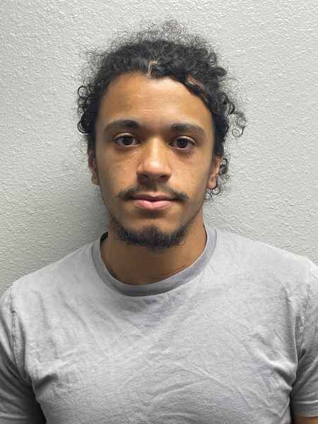 ARACENA, URYAN OSIRIS